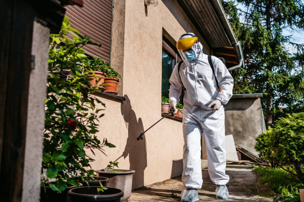 Best Mosquito Control Services  in West Baraboo, WI
